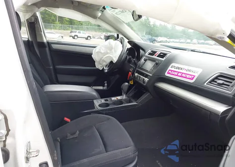 2015 Subaru Legacy 2.5I z USA, uszkodzony, nr VIN 4S3BNBA69F3055109